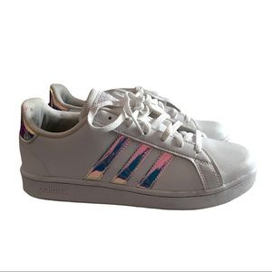 Kids Adidas Iridescent Logo 5